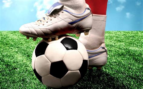 47 Soccer Players Wallpaper On Wallpapersafari