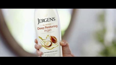 Jergens Deep Restoring Argan Moisturizer TV Commercial Old Man Elbows