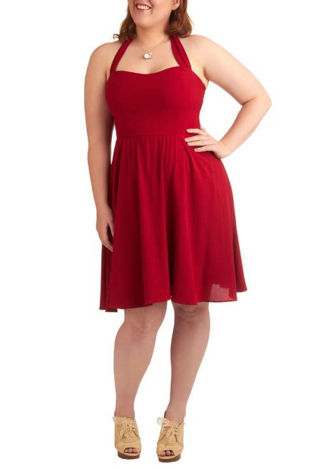 Anything about the vintage style is becoming quite hot and popular. Plus size red party dresses