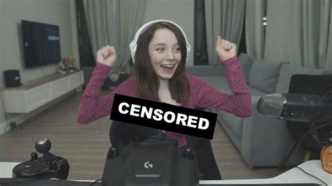 Boob Dance On StreamStream Moments Eng Subtitles Twitch Nude