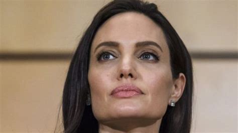 Angelina Jolie Mengakui Tidak Enak Hidup Sendiri Bbc News Indonesia