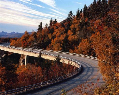 Travel The Blue Ridge Parkway This Fall