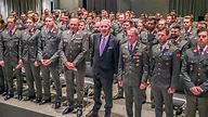 Theresianische Militärakademie: Empfang der Fähnriche in den Kasematten ...