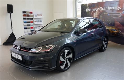 Motoring malaysia guest post owner s review 2010 volkswagen golf. VOLKSWAGEN GOLF BAHARU - SUDAH DIBUKA UNTUK TEMPAHAN ...