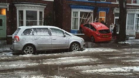 In Pictures Snowfall Around The Uk Bbc News