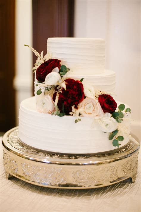 burgundy themed wedding cake shaina whiteside