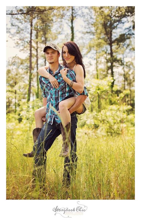 Super Cute Country Photo Shoot For Couples Cute Country Couples Cute