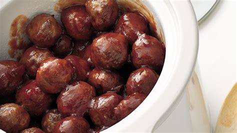 Slow Cooker Cranberry Barbecue Meatballs Recipe Bettycrocker Com