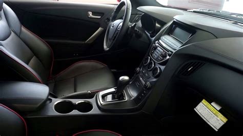 Quick Look At The Interior Of A 2016 Hyundai Genesis Coupe Youtube