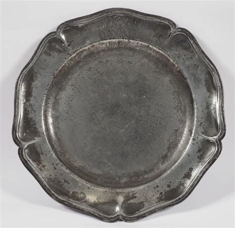 Antique English Pewter 9 34 Inch Wavy Edge Plate By Thomas Chamberlain