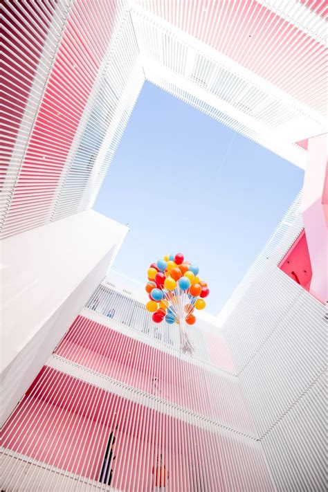 Wallpaper fofos cool wallpaper pattern wallpaper wallpaper quotes cream wallpaper wallpaper telefon summer wallpaper cute backgrounds cute wallpapers. Miami Museum of Ice Cream - Tour & Video | Pastel ...