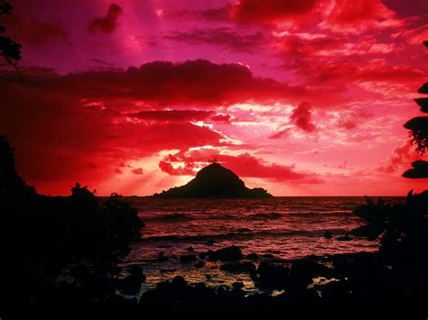 Alau Island Sunrise Maui Hawaii Beaches And Coasts Wallpaper