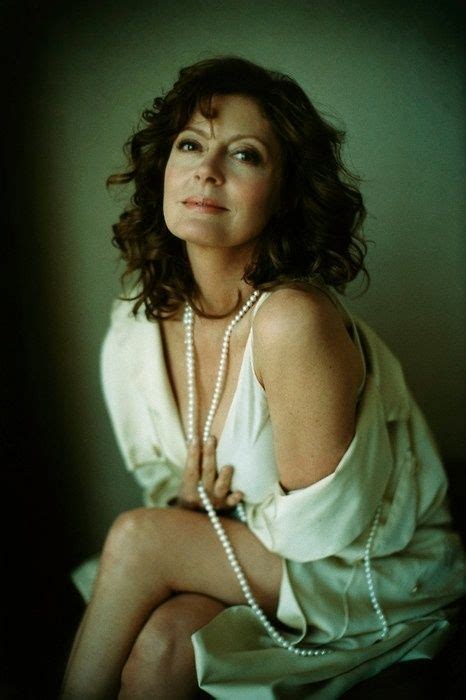 Pin By Brittney Sulzbach On Heros Susan Sarandon Beauty Famous Faces