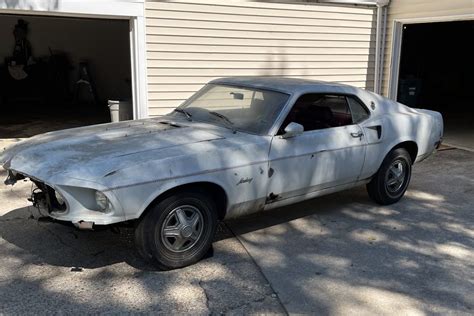 1969 Ford Mustang Fastback 1 Barn Finds