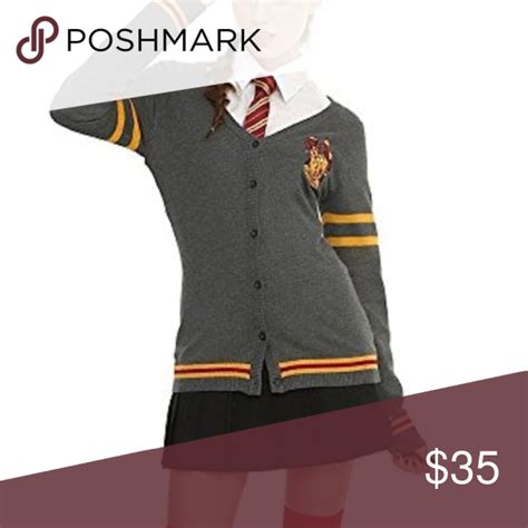 Harry Potter Gryffindor Cardigan Hot Topic Nwt Hot Topic Sweaters