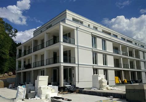 Das denkmalgeschützte gebäude wurde 1912 als erweiterungsbau der tabakfabrik errichtet. Wohnung mieten in Dresden | Königin Amalie