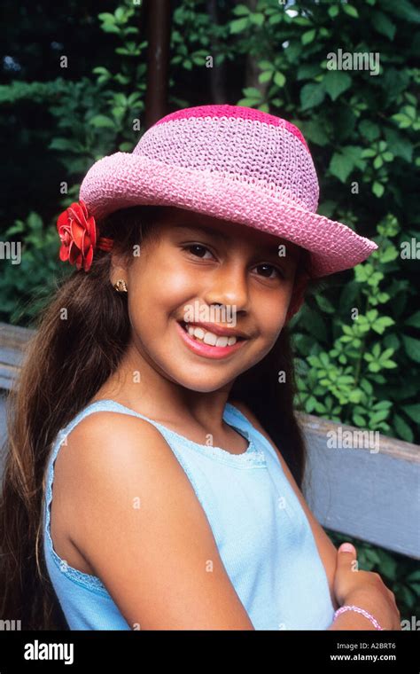 Portrait Pretty 11 Year Old Hi Res Stock Photography And Images Alamy