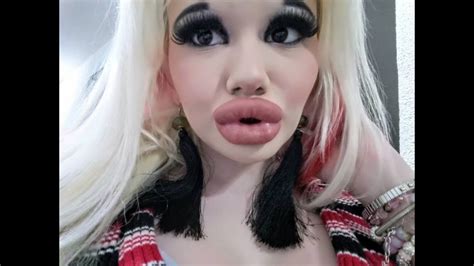 world largest lips how did this girl set the world record for the biggest lips youtube