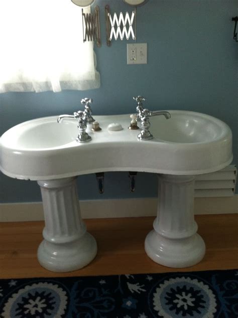 Cottage Double Vanity Sink Pedestal Bathroom Remodel Idea Vanity
