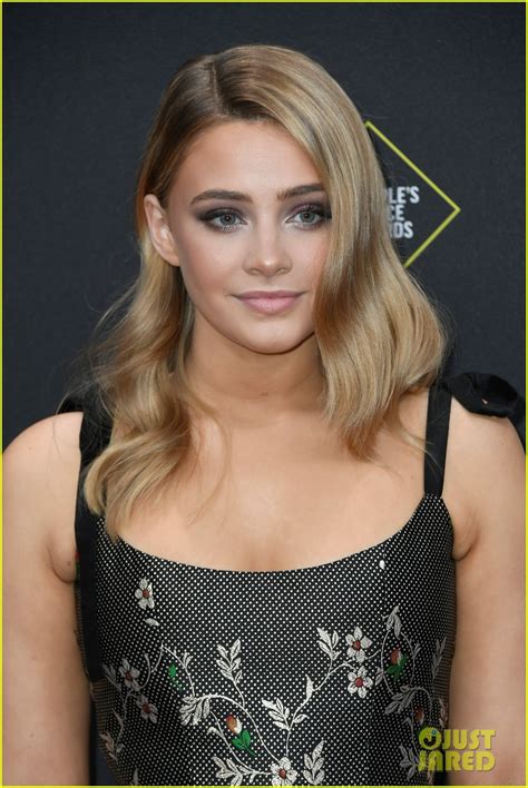 Josephine Langford And After Stars Celebrate Their Win At Peoples Choice Awards 2019 Photo