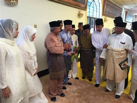 Hari hol is observed every year to mark the passing of the sultan's late father. Khabar Pahang: Hari Hol ke-42, Almarhum DYMM Sultan Abu ...