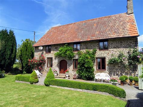 Vous recevrez un email uniquement sur les nouveaux bien rentrés. Maison à vendre en Basse Normandie - Manche town OFFRE ...