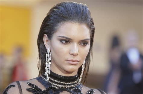 Kendall Jenner Flashes Her Nipple Piercings Again In Clingy Dress Aol