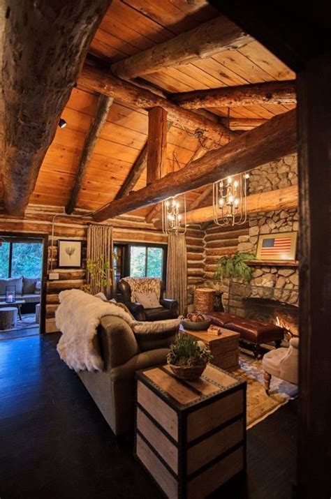 Custom Log Cabin With Functional Exposed Log Beams Log Cabin Decor Log