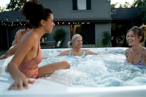 6 Tips For Getting Your Hot Tub Ready For Winter