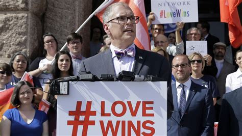 Gay Marriages Up 33 In Year Since Supreme Court Ruling