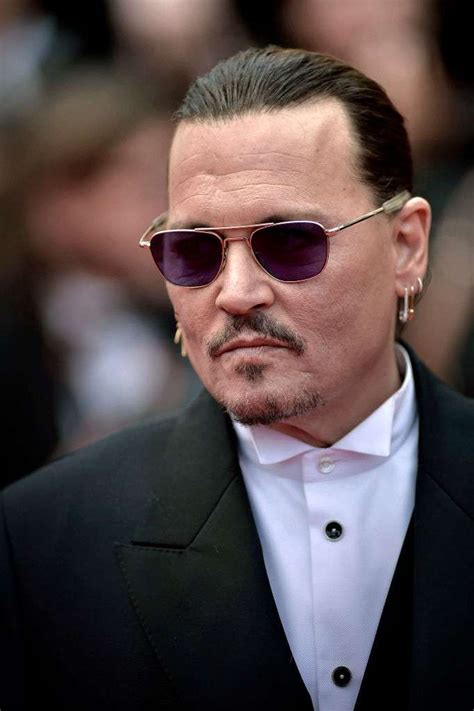 Johnny Depp S Jewellery Collection Takes Style Notes From Jack Sparrow Something About Rocks