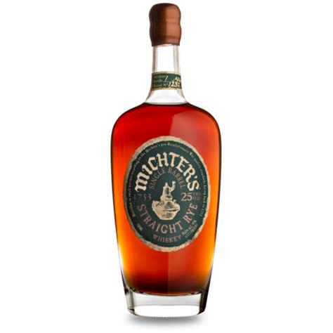 Whiskey Gift Guide: 25 Best Bottles to Give This Year | Whiskey gifts, Whiskey, Whiskey distillery