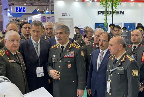 Azerbaijani Defense Chief Mulls Cooperation With Foreign Military