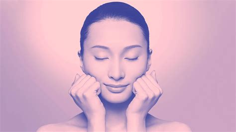 Extend Your Holiday Glow With This Ultimate At Home Facial Facial Muscles Facial Skin How To