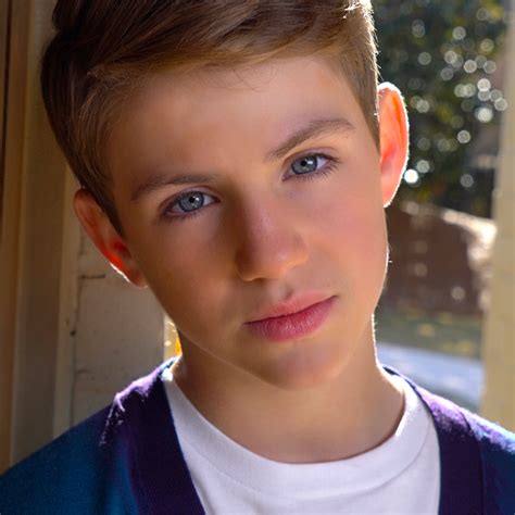 Look at matty b he is so cute an i wish i had his number an i wish he was my bf. MattyBRaps Philippines - YouTube
