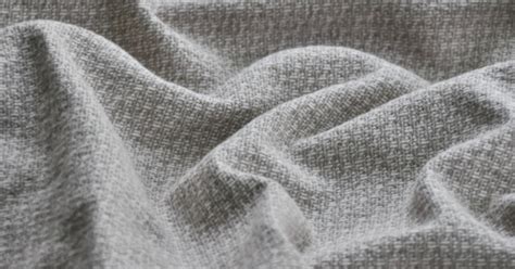 Knit Vs Woven Fabrics 3 Key Differences Explained Green Nettle Textiles