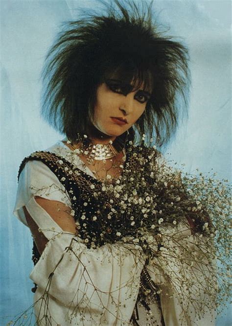 the godmother of goth 40 vintage photos that show the classic goth look of siouxsie sioux from