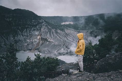 Harga tiket masuk gunung di indonesia traveler wajib tahu tribun travel. Gunung Tangkuban Perahu - Harga Tiket & Spot Foto Terbaru 2021