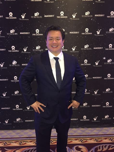 Manhattan Cosmetic Dentist Dr Michael J Wei Attends Aacd Conference
