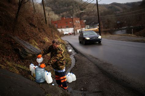 Erwarte Es Wirksamkeit Konzession West Virginia Poverty Komprimieren