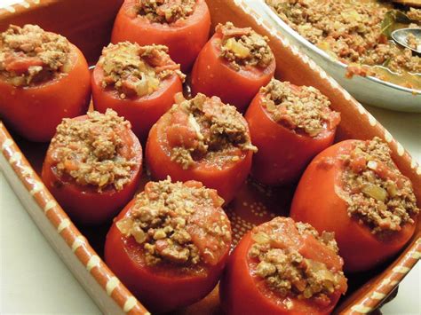 Tomates farcies savoureuses au four - Marmite du monde