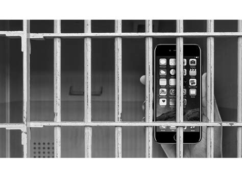 Managed Access: Wireless Containment Solutions - Securus Technologies