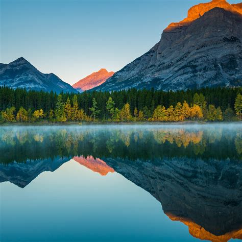 2932x2932 Mountain Reflection In Lake Ipad Pro Retina Display Hd 4k
