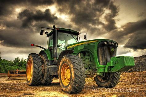 Green John Deere Tractor Pic 1100x733 Resolution Wallpaper