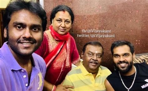 Captain Vijayakanth S Birthday Special Selfie Goes Viral Don T Miss The Happy Family Pic