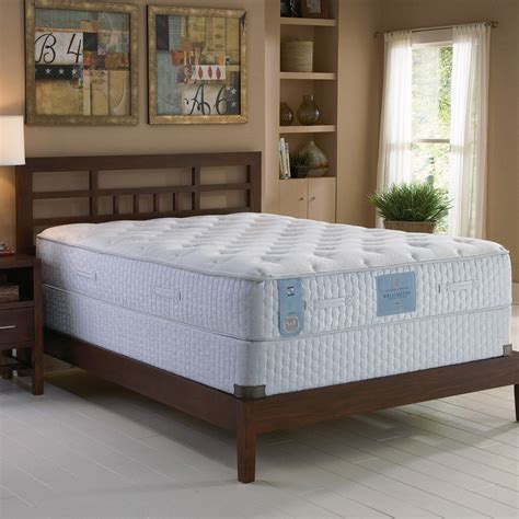 Over a decade ago, a box spring was essentially required when buying a new mattress. Stearns & Foster Full Box Spring ONLY