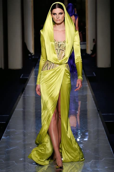 Más vestidos para ti Paris Alta costura Atelier Versace Primavera Verano