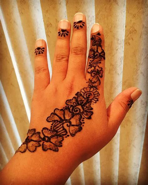 Pin By Anamanartisan On Anams Mehndi Art Henna Hand Tattoo Hand