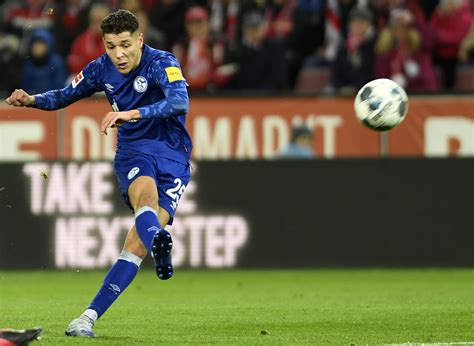 Amine harit, 24, fas schalke 04, 2017'den beri on numara piyasa değeri: Schalke: Hopefully Amine Harit dominates when football returns