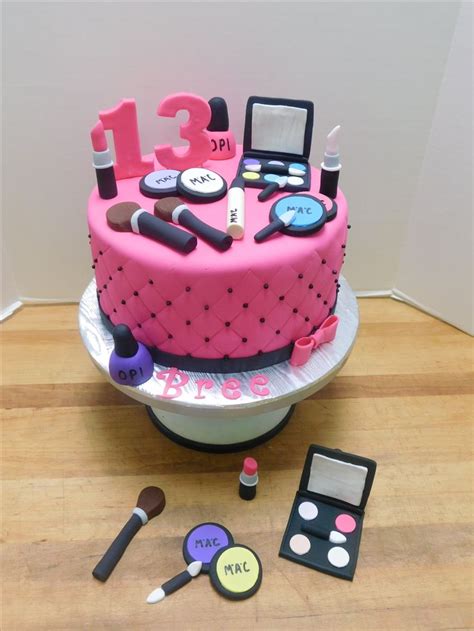 Makeup cake ou comment allier gourmandise et beauté. 7 best Girly Birthday Cakes images on Pinterest | Girly birthday cakes, Sweet treats and Cheer ...